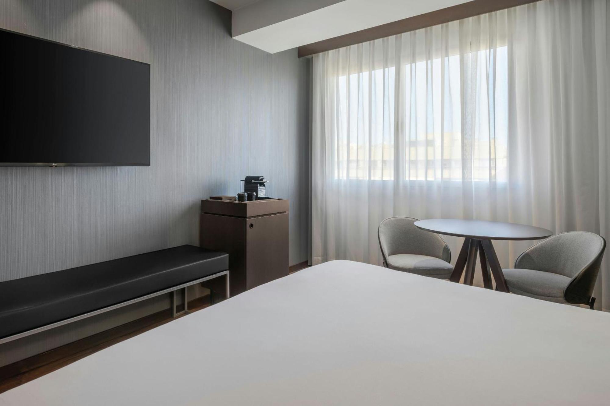 Standard Plus Zimmer mit 1 Kingsize-Bett
